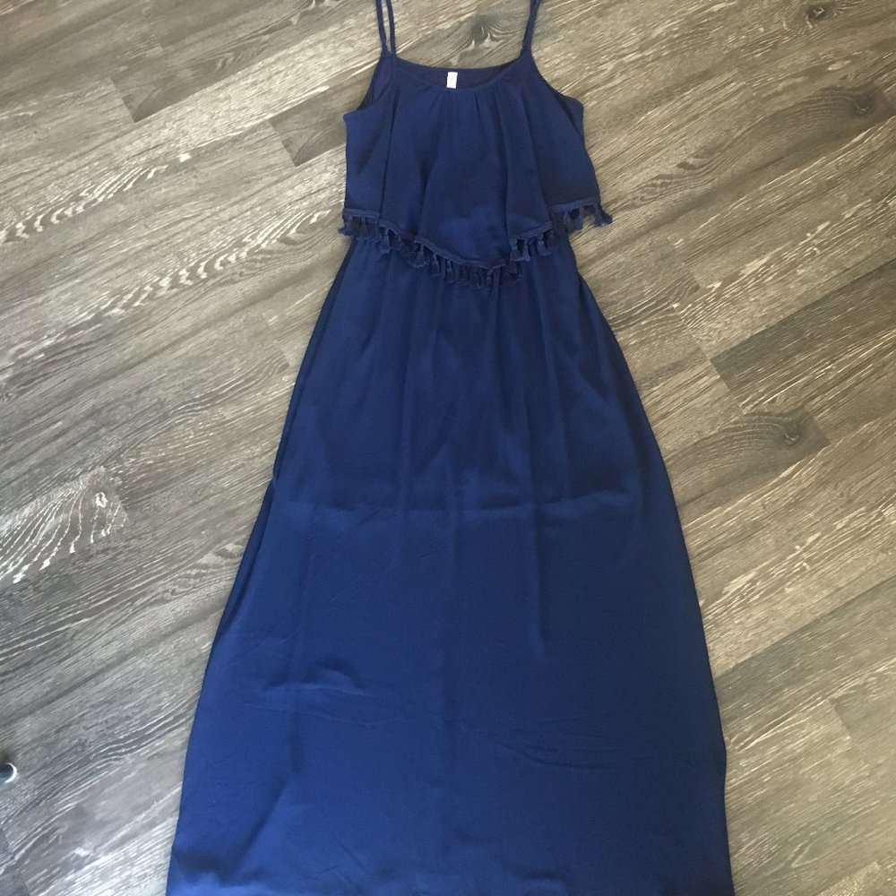 navy blue women's maxi dress